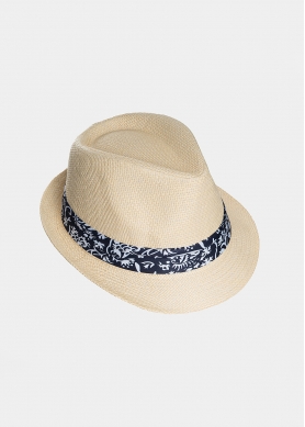 Beige fedora with blue detailed strap 
