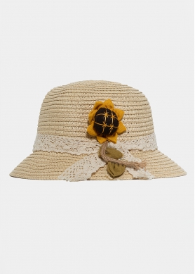 Beige kids hat with a sunflower