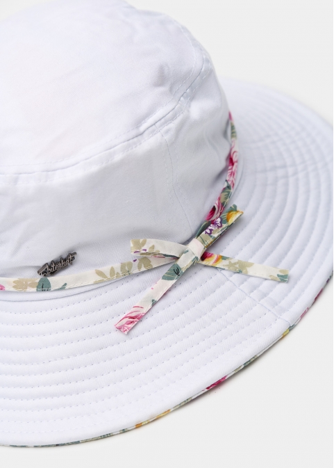White Bucket Hat 