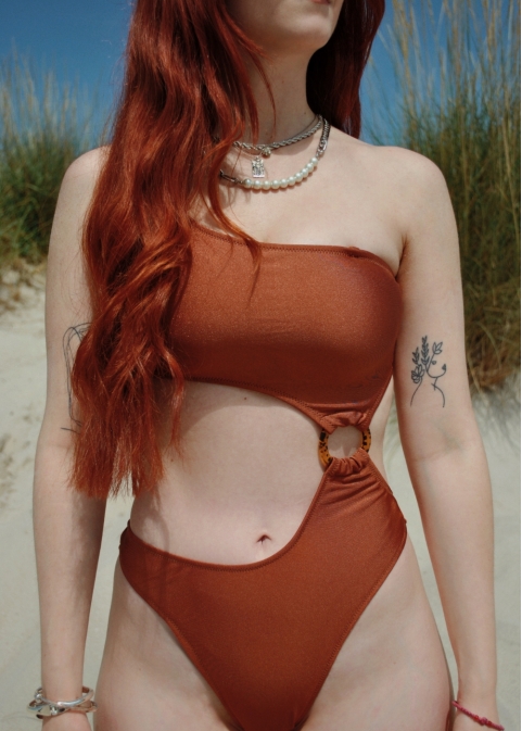 Amalfi One Piece - Bronze Dacron
