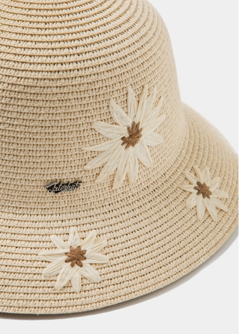 Beige Straw Hat w/ daisies