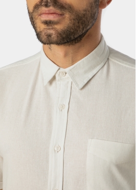 White Classic Shirt w/ Short Sleeves