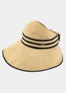 Half-Opened Cotton Hat in Beige 