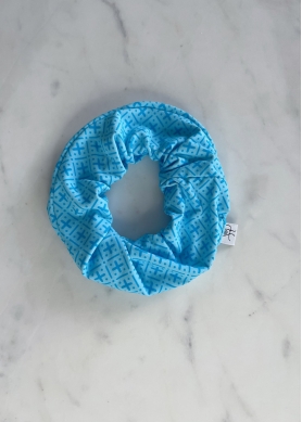 Printed Shiny Scrunchie Light Blue